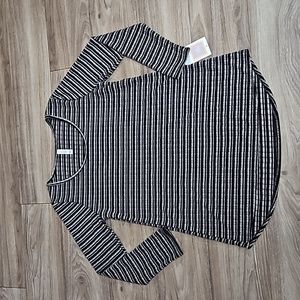 LuLaRoe Lynnae Gray Black Striped Ribbed Long Sleeve High-Low Hemline Shirt NWT